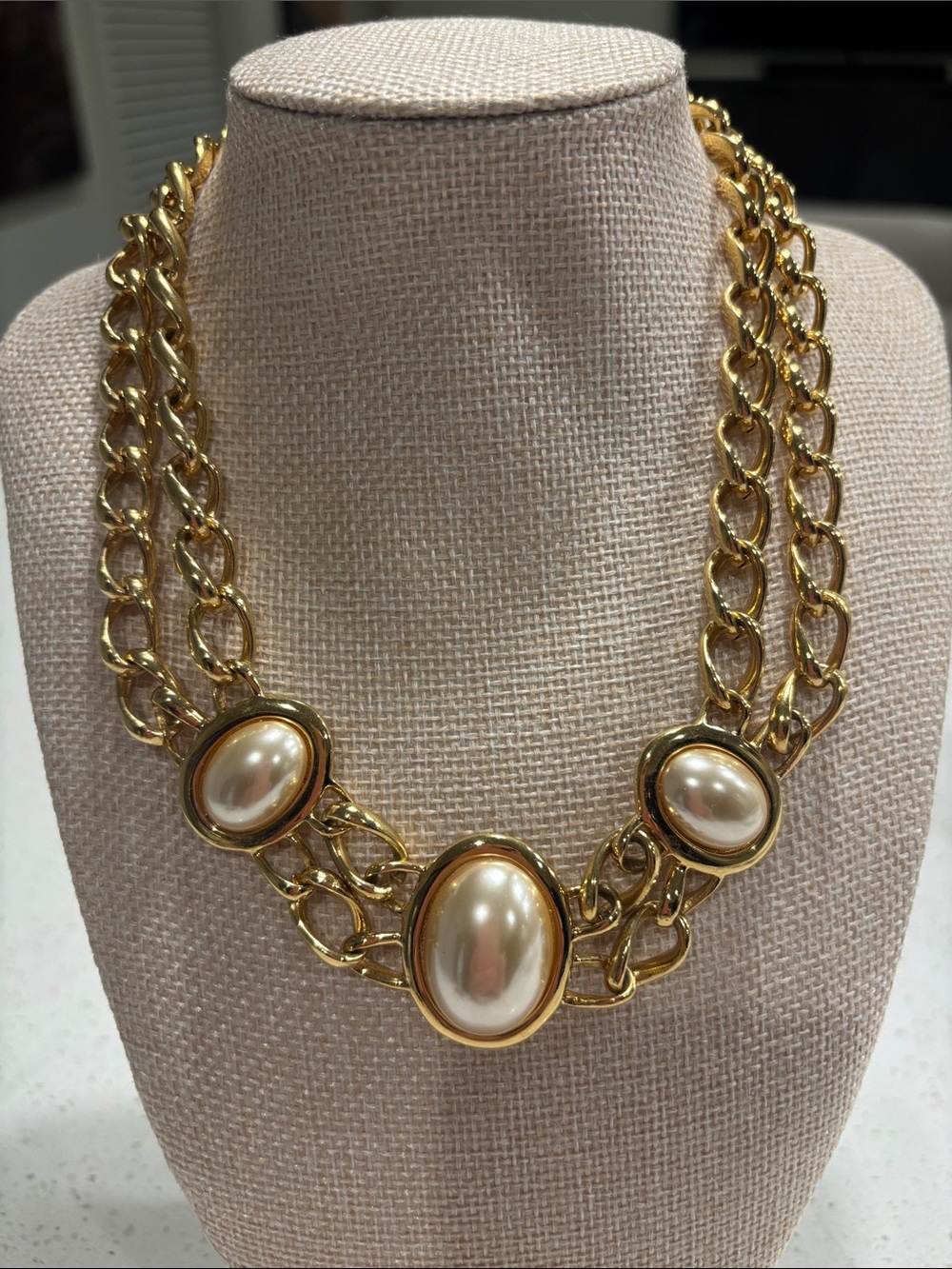 Vintage Signed Napier Pearl Cachet Choker Necklace Gold Tone Pat Pend 1980s